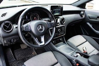 Mercedes-Benz GLA 200 d A/T - 10