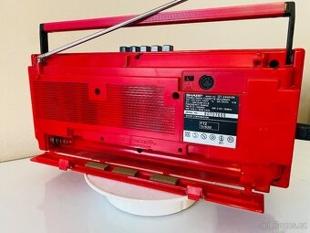 Radiomagnetofon Sharp QT 244, rok 1986 - 10
