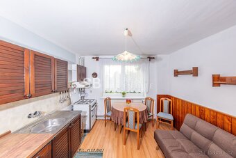 Prodej rodinného domu 3+1, 1.185 m², ul. Vejmoly, Loštice, o - 10
