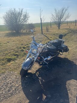 Suzuki Intruder VL1500 - 10