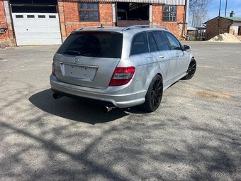 Mercedes-Benz C350 CDI - 10