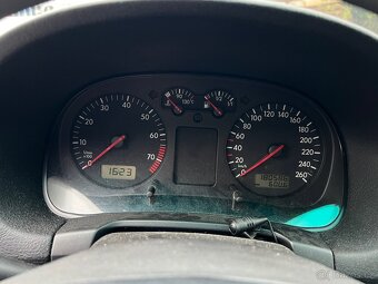 GOLF IV, 1.6 16V r.v. 2000 74kw - 10