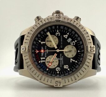 Breitling Chrono Avenger M1 - Rare 2009 Model - 10