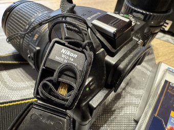 Nikon D5200 s bohatým příslušenstvím - 10