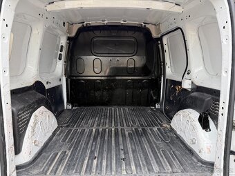 Renault Kangoo 1.5 dCi - 10