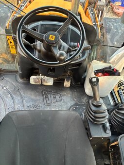 JCB 4CX - 10