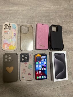 iPhone 15 PRO 256GB, komplet balení - 10