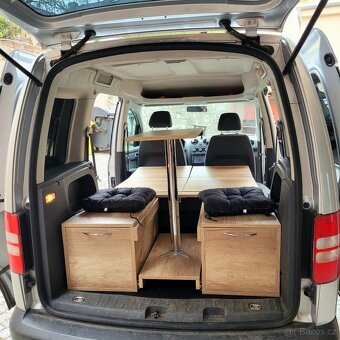 obytná vestavba Pick-up MPV spací vestavba - 10