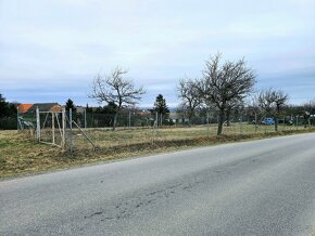Pozemek blízko Třebíče - 10