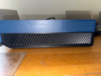 Xbox One 1TB Forza Limited Edition - 10