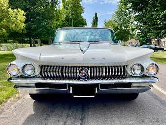 1960 Buick Lesabre Convertible - 10