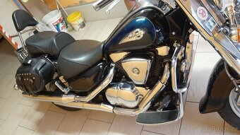 Suzuki intruder 1500 - 10