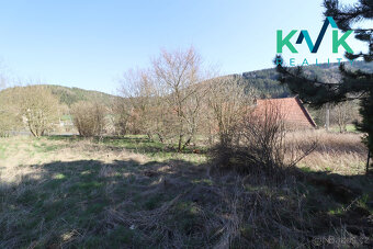 Prodej rodinného domu 3+1 v obci Chyše, 35 km od Karlových V - 10