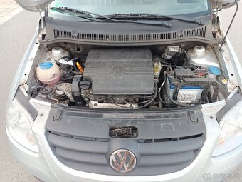 Volkswagen Fox 1.4i 55kw ,funkční klima,nehavarovné,1 majite - 10