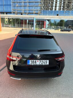 ŠKODA SUPERB III SPORTLINE 2.0TDI 140kW 4x4 Webasto - 10