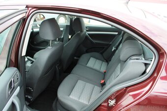 Škoda Octavia 1.2 TSI r.v.2011 KLIMATRONIK EL.OKNA ALU - 10