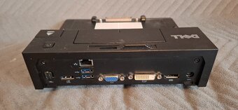 Dell e5570 v nejvyšší výbavě, co se vyráběl (včetně přísluše - 10