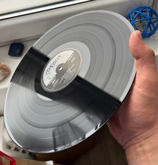 Faith No More – Introduce Yourself - 10