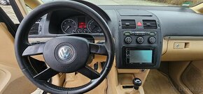 VW Touran 2.0TDI Highline / Navigace + VIDEOPROHLÍDKA - 10