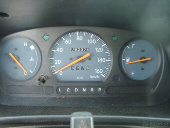 Daihatsu Cuore 1,0 41kw automat - 10
