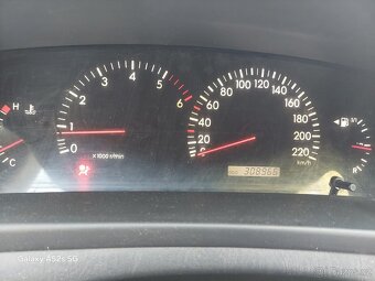 Prodám Toyota Corolla Verso 2l D4D - 10