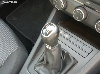 Škoda Octavia 1,2 Tsi Kombi,park.senz,vyhř.sedadla.,serviska - 10