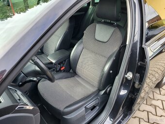 Škoda Octavia 2,0 TDI Elegance, ALU, NAVI rok 2013 - 10