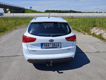 Kia Ceed levně 1,4CrDi 66kW r.v.2015 - 10