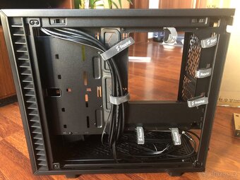 Fractal Design Define 7 Nano Black TG Light Tint - 10