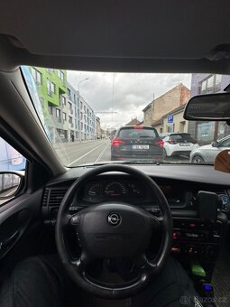 Opel Vectra B 1.8 92kW - 10