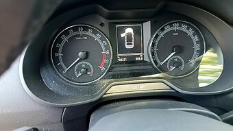 Škoda Octavia 3, 2.0tdi 110kw, facelift - 10