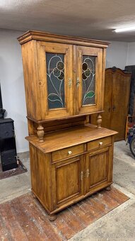 Kredenc, sekretář, příborník - 10
