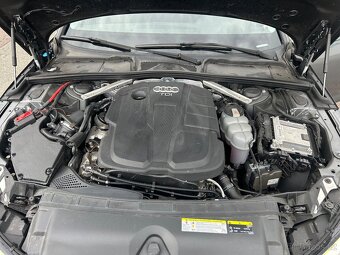 Audi A4 2.0 TDI Quattro kombi 140kw CR 7/2019 183Tkm S-Line - 10