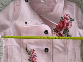 H&M růžový kabát s výšivkou vel. 44 - 10