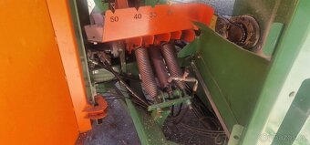 Štípací automat na palivové dřevo POSCH Spaltfix K-450 - 10