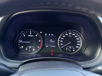 Hyundai i30 1.6crdi combi plus automat - 10