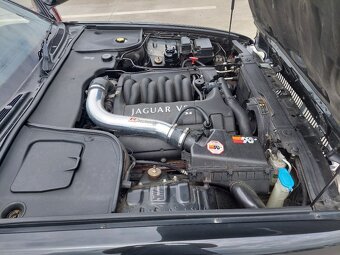 PRODÁM AGUAR XJ, 3.2 V8 EXECUTIVE. r.v. 1999/2000 - 10