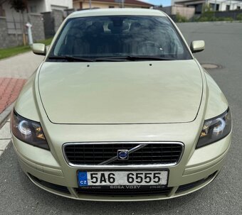 Volvo S40 2.0d - 10