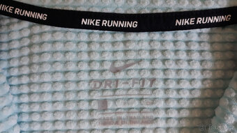 mikina Nike Running S - 10