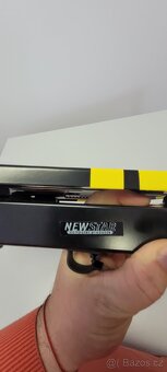 Stolní držák na notebook Newstar - 10