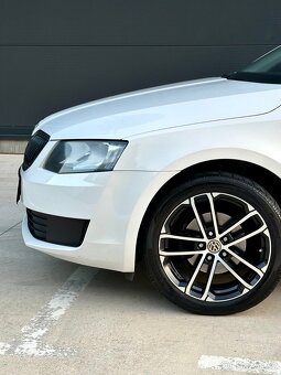 Škoda Octavia 3 COMBI 1,6 tdi , původ ČR, serviska - 10