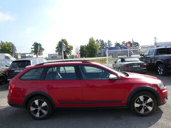 Škoda Octavia 2.0 135 kW 4x4 DSG Scout, ČR - 10