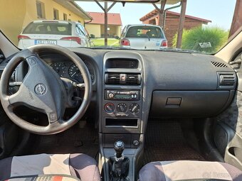 Opel Astra G - 10