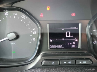 PPeugeot Expert Combi 2.0 BlueHDi 145, L2, 106kW - 8 miest - 10