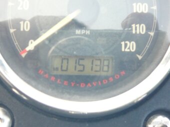 Harley-Davidson FXDB 103 Street Bob 2015 - 10