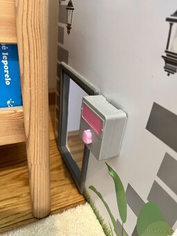 Domeček pro panenky s vybavením - 10