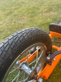 Prodám dvě koloběžky, ocelové, V brzdy, neježděné - 10