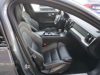 Volvo S60 T5 AWD R-Design Pro - 10