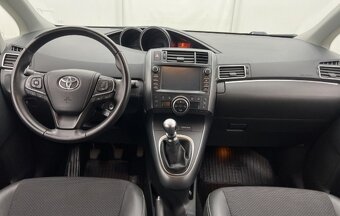 TOYOTA VERSO - 10