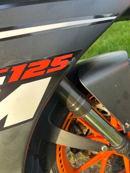 Ktm rc 125 - 10